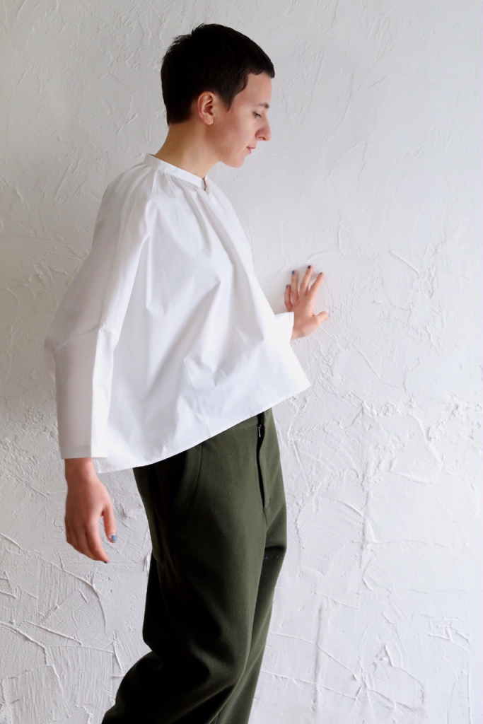 THE FACTORY ポンチョ風ブラウス TF17AW-0105 (NAVY) - 画像 (17)