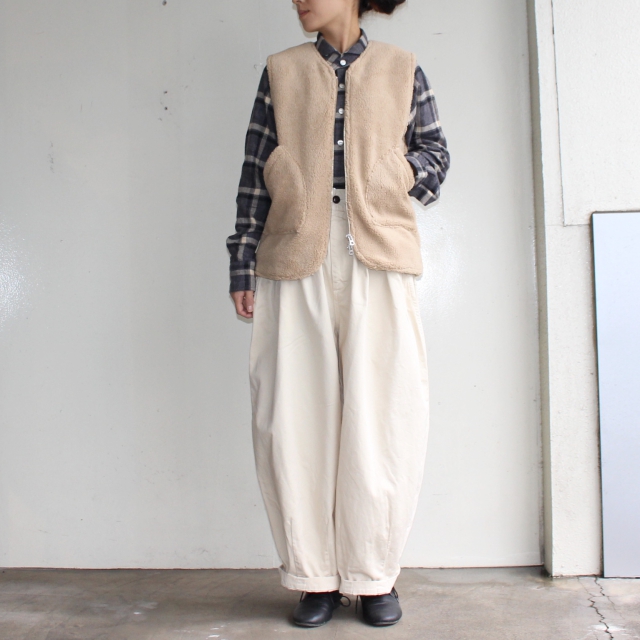 UpscapeAudience ボアフリースZIPベスト AUD2828 (BEIGE) - 画像 (11)