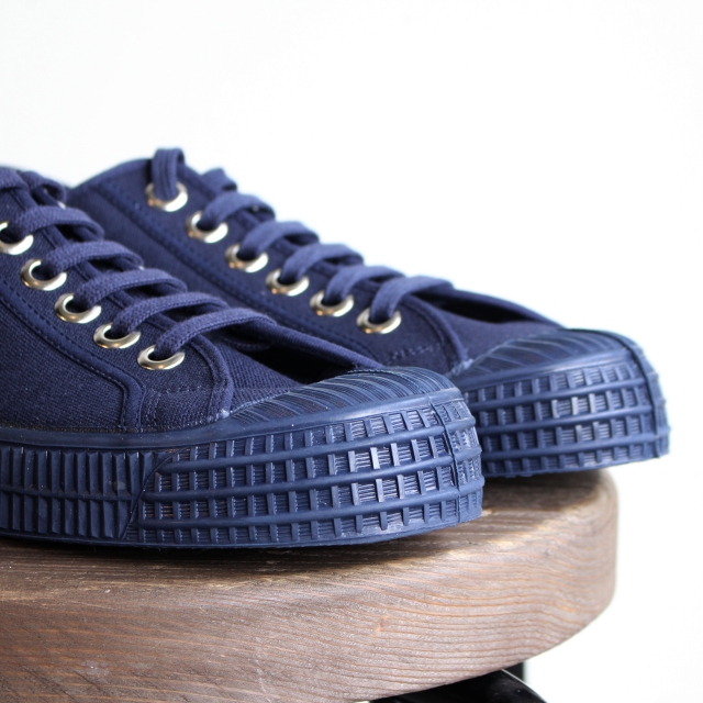 NOVESTA　STAR MASTER MONO 27　（ALL NAVY）