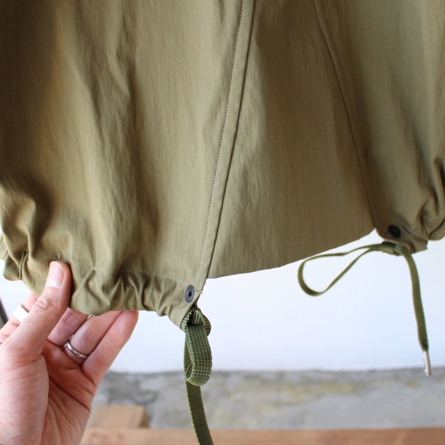 HAVERSACK/ ナイロンシルクバックギャザーバルカラーコート　マスタード HAVERSACK/ ナイロンシルクバックギャザーバルカラーコート