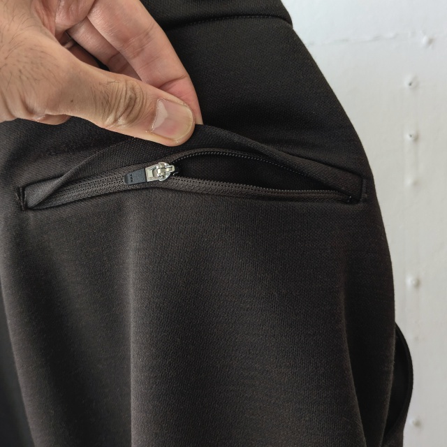 FANTASTICDAYS ポリエステルウールジャージーバレルパンツ J/BARREL (Brown) - 画像 (5)