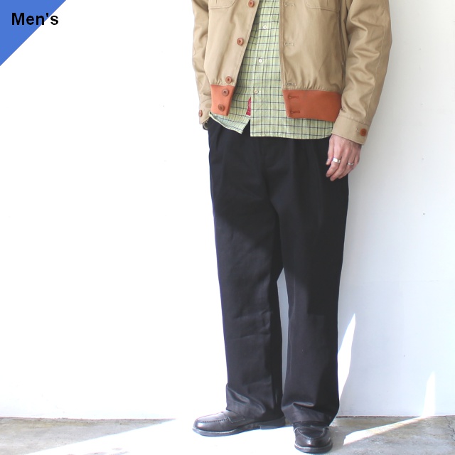 Upscape Audience 11ozカツラギボックスタックトラウザー　（Black）