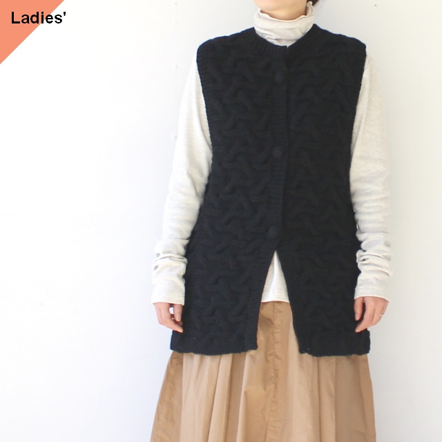 IKITSUKE リバーケーブルニットベスト Hand-knit river cable vest　（Black）
