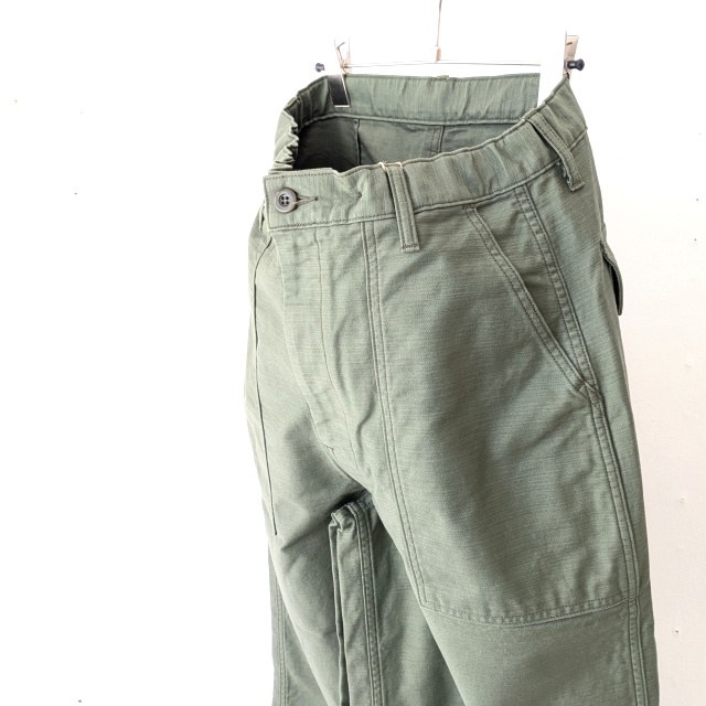 HARVESTY ビッグファティーグパンツ Slab back satin Big fatigue pants (Military green) - 画像 (2)