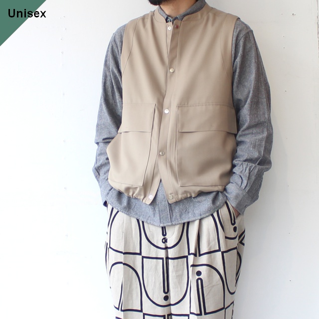 amne ギャバジンカラーレスベスト GABARDINE useful vest　（Beige）