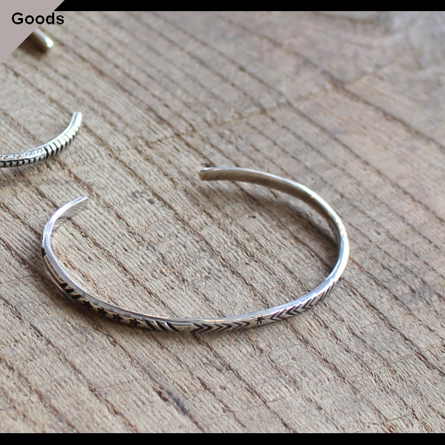 Ericka Nicolas Begay シルバーバングル Silver Bangle HM1