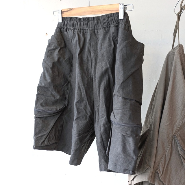 Upscape Audience L/Cキャンバスストレージイージーカーゴショーツ Linen Cotton Canvas Easy Cargo Shorts (Sumikuro) - 画像 (5)